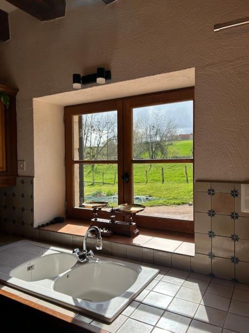 La Maison De Barbara La Guiche Buitenkant foto